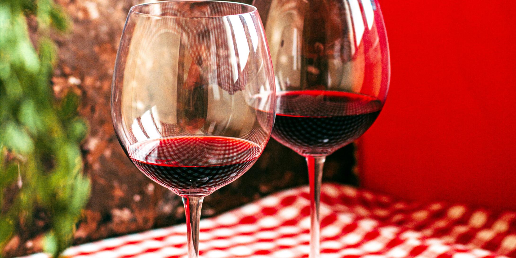 Red wine on table